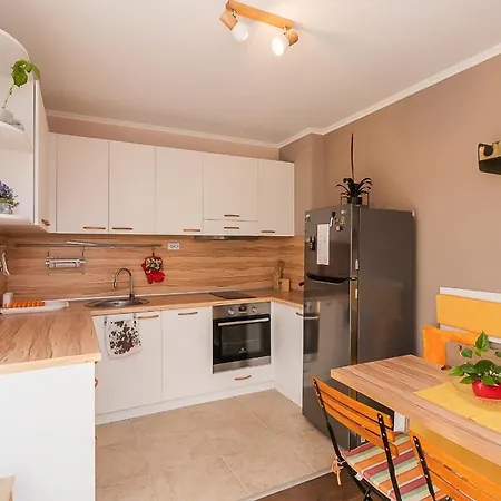 Apartamento Seaside With A Garden Saints Constantine and Helena